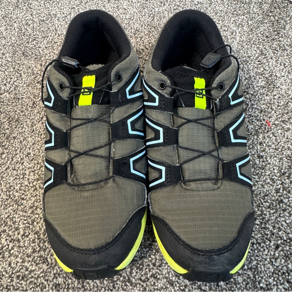 Salomon Men's Black and Yellow Running Shoes - Picture 2 of 8